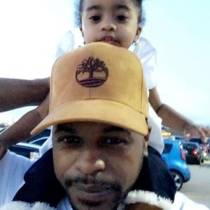 Meet your Posher, Elijah